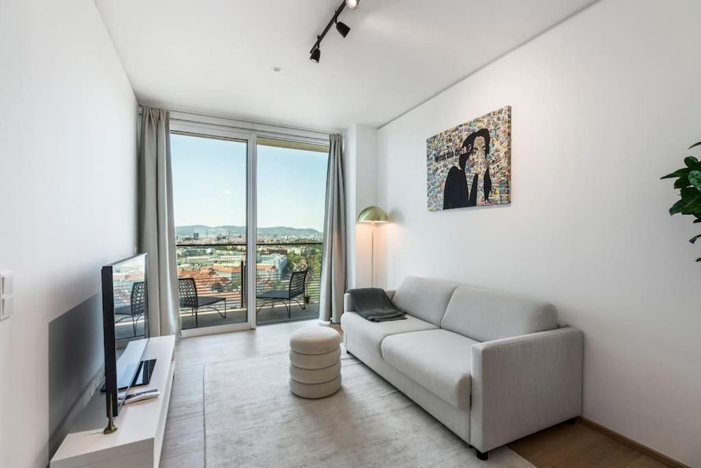 Design Apartment With Amazing View Over Vienna Viena Exterior foto